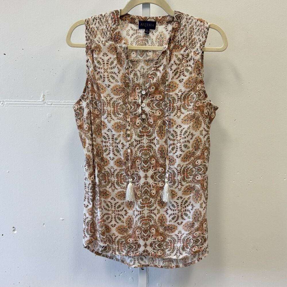 Artesia Boutique Sleeveless Boho Paisley Sleeveless Top Brown and Cream Medium